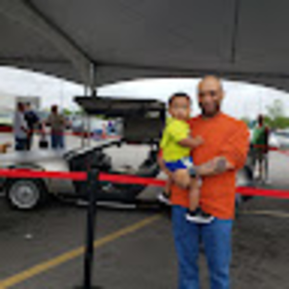 Meet your Posher, Julian